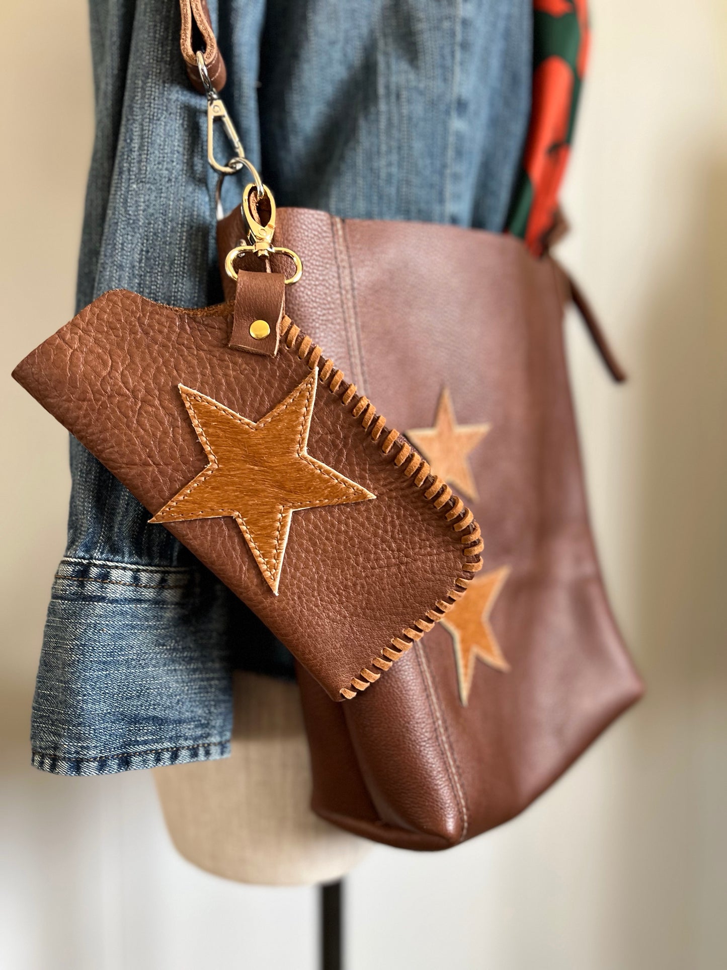Spirit Star Cowhide Eyeglass Case
