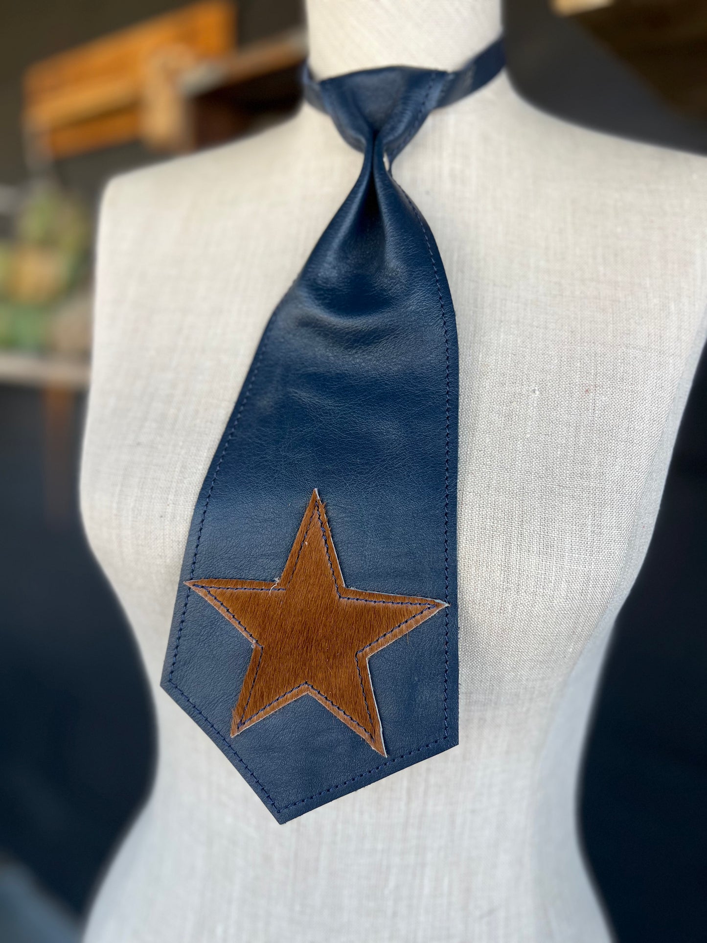 Dirty Mojave Heirloom Navy Wide Star Leather Necktie
