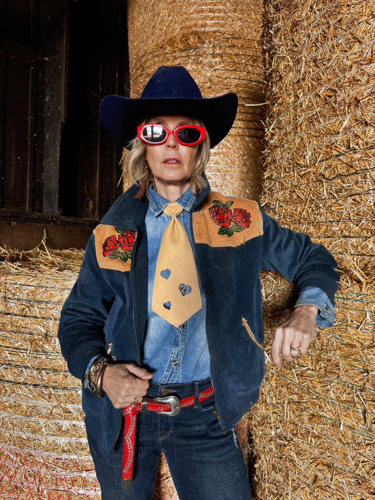 Dirty Mojave Hearts Heirloom Wide Leather Necktie