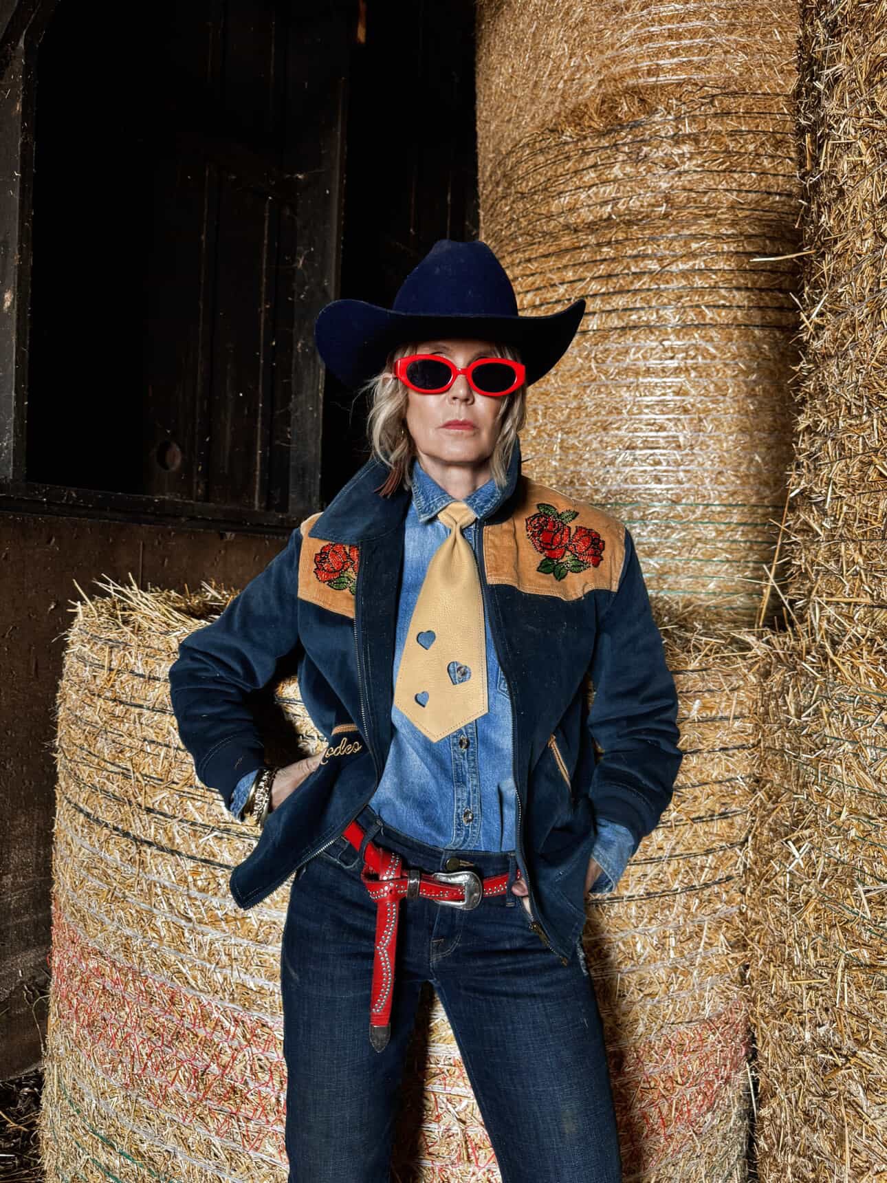 Dirty Mojave Hearts Heirloom Wide Leather Necktie