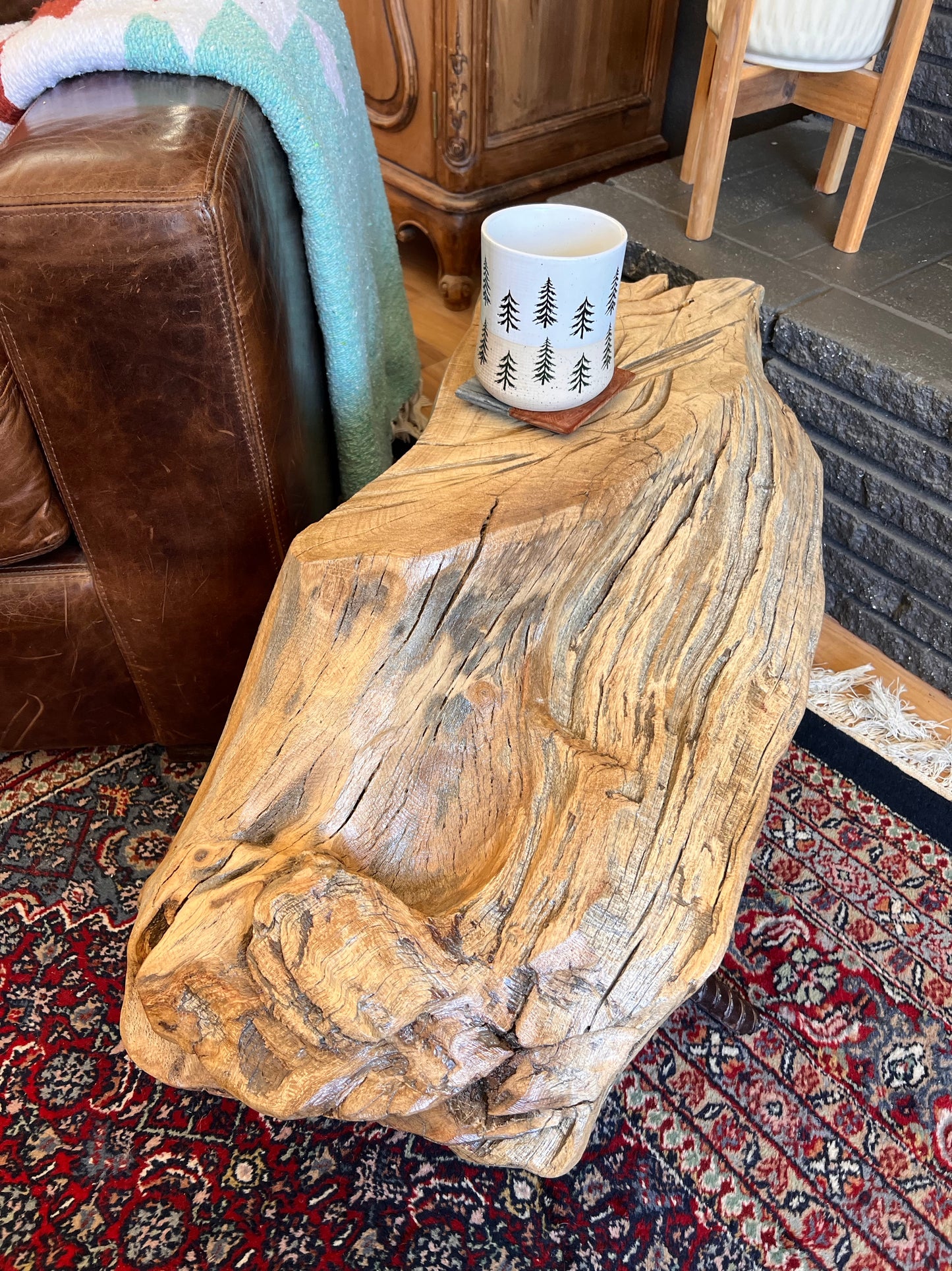 Dirty Mojave Pine Log Arbor Tree Chunk Stump End Table with Metal Legs