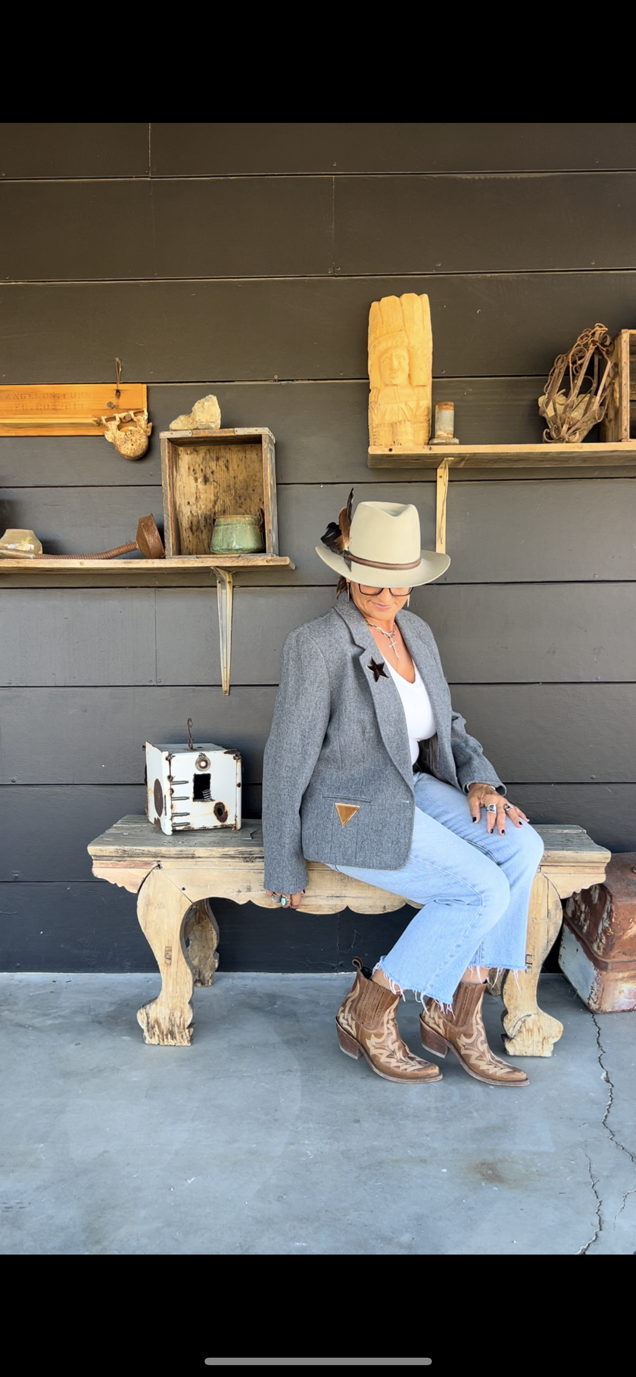 Vintage Western Pendleton “DESERT BLAZER” with Horseshoe & Bucking Bronco  Leather Patchwork