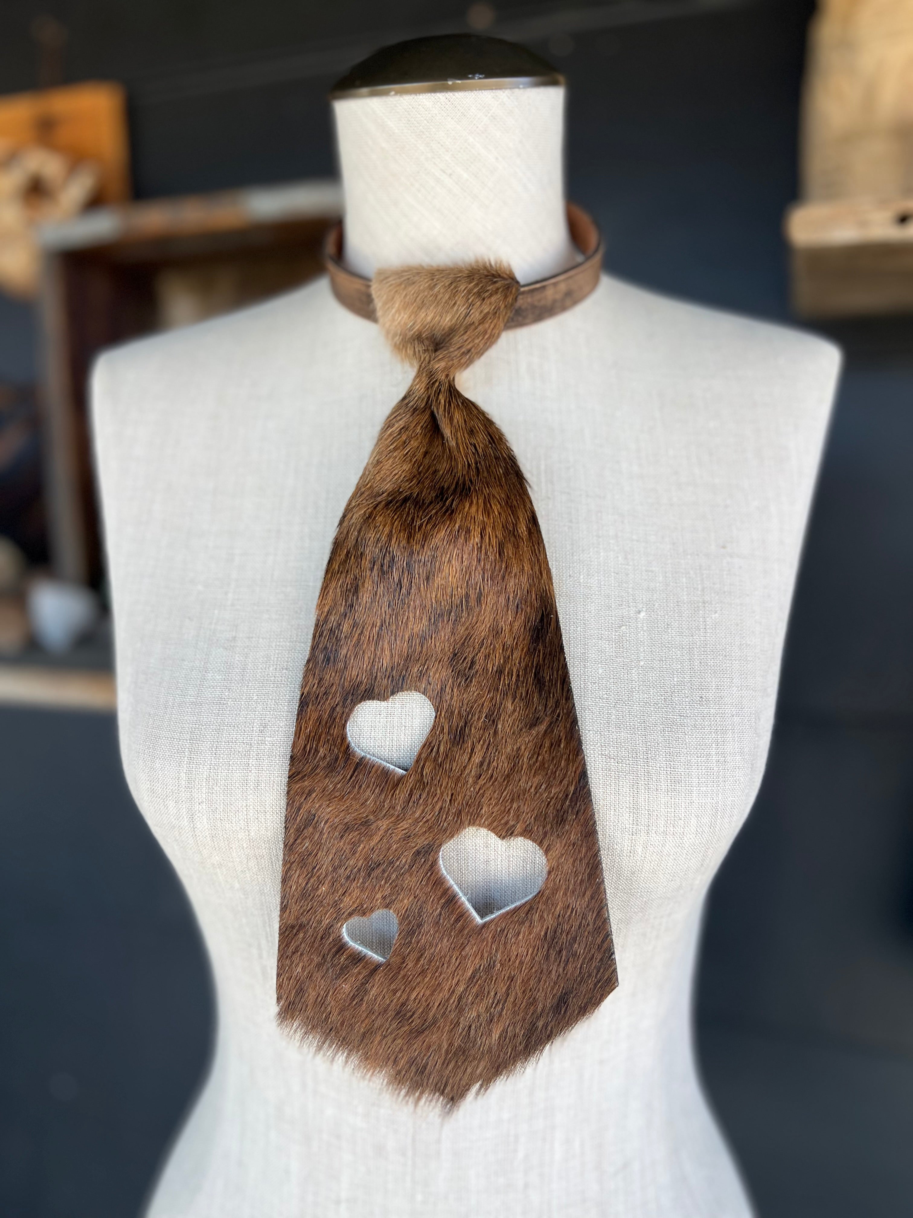 Dirty Mojave Cowhide Hearts Heirloom Wide Necktie