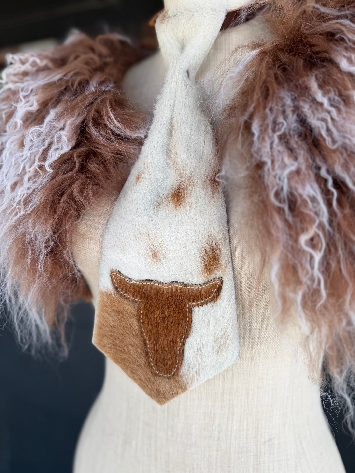 Dirty Mojave Steer Heirloom Leather & Necktie