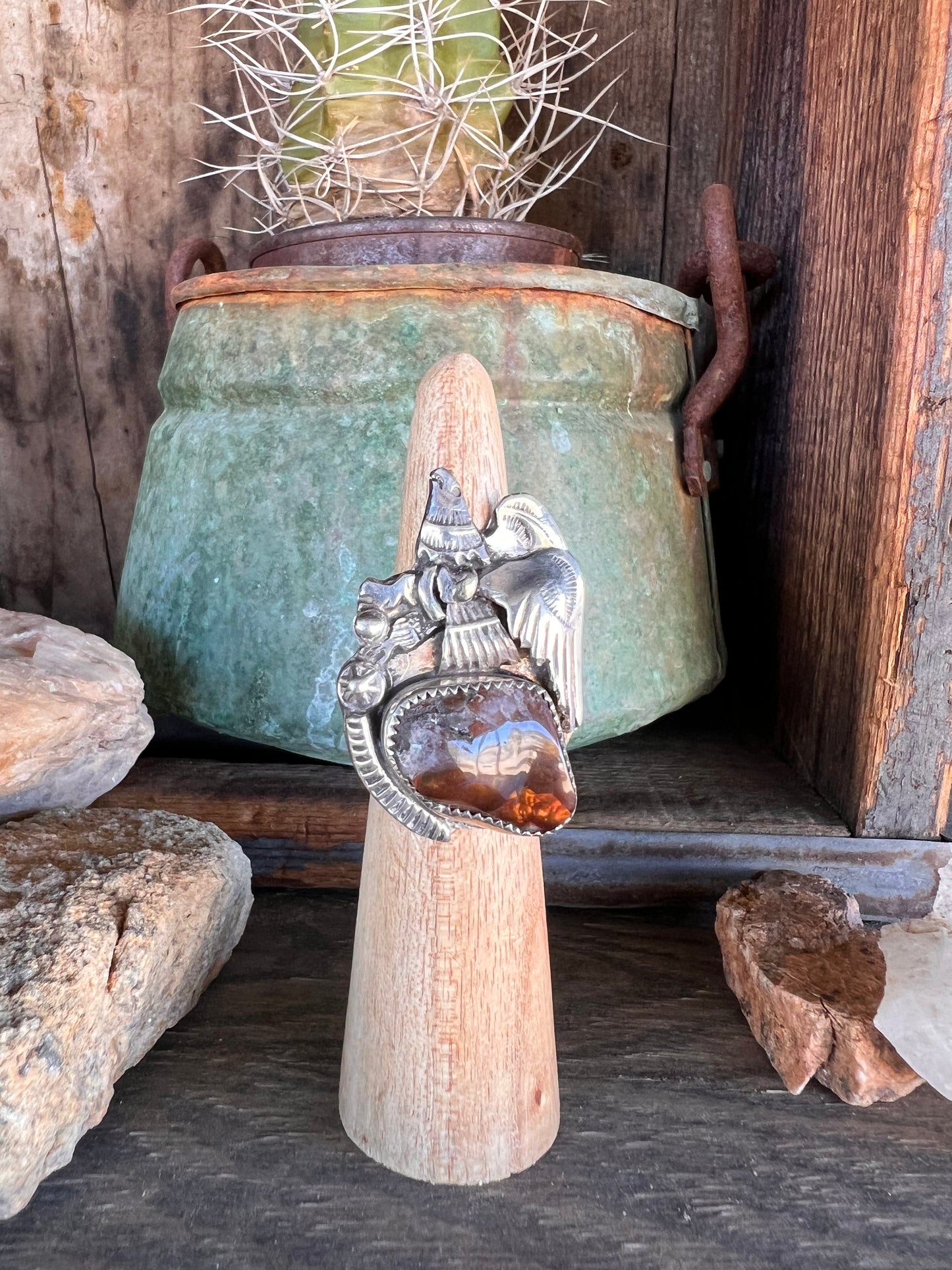 Vintage Carlos White Eagle Signed Quartz Ring