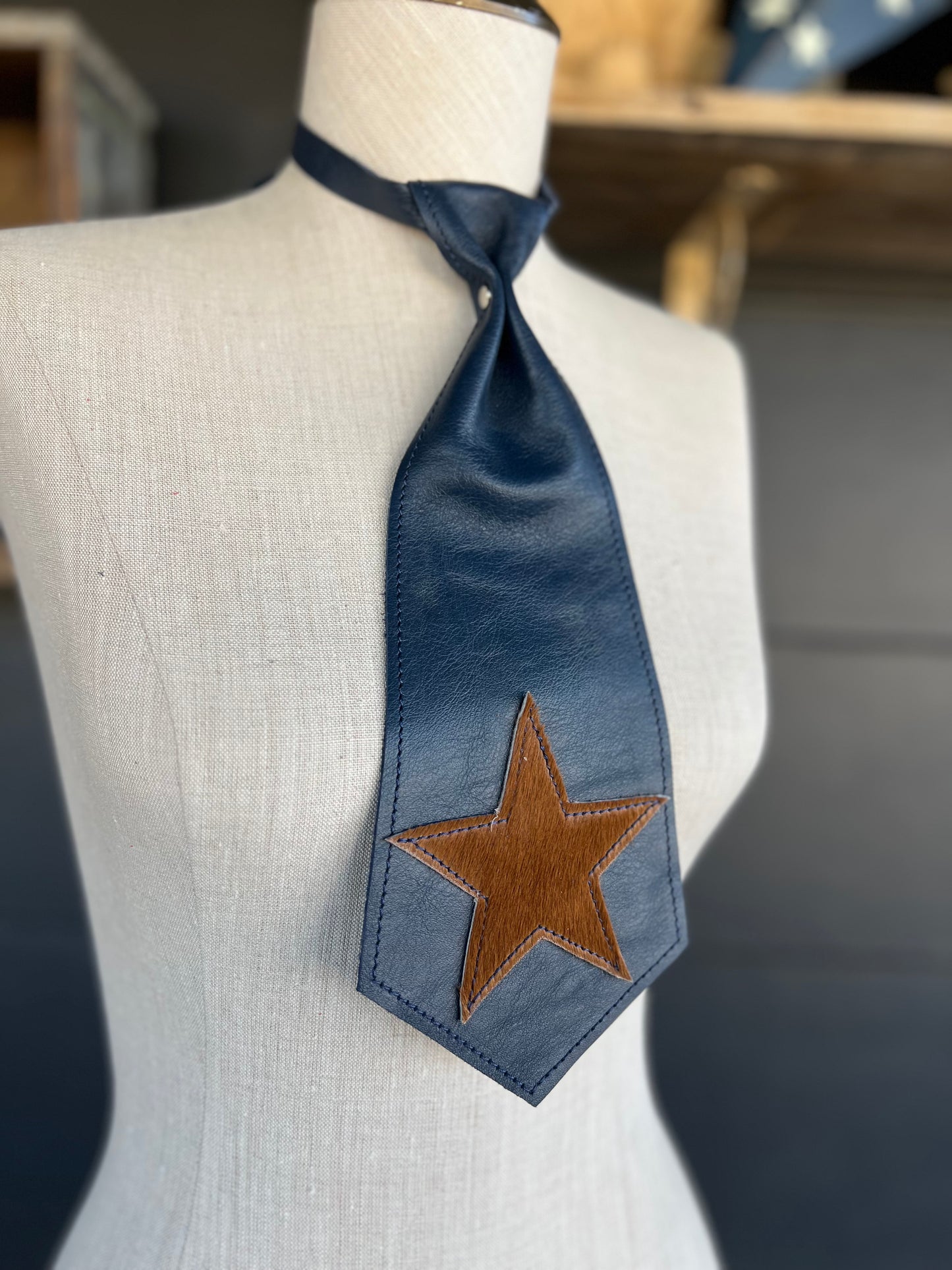 Dirty Mojave Heirloom Navy Wide Star Leather Necktie