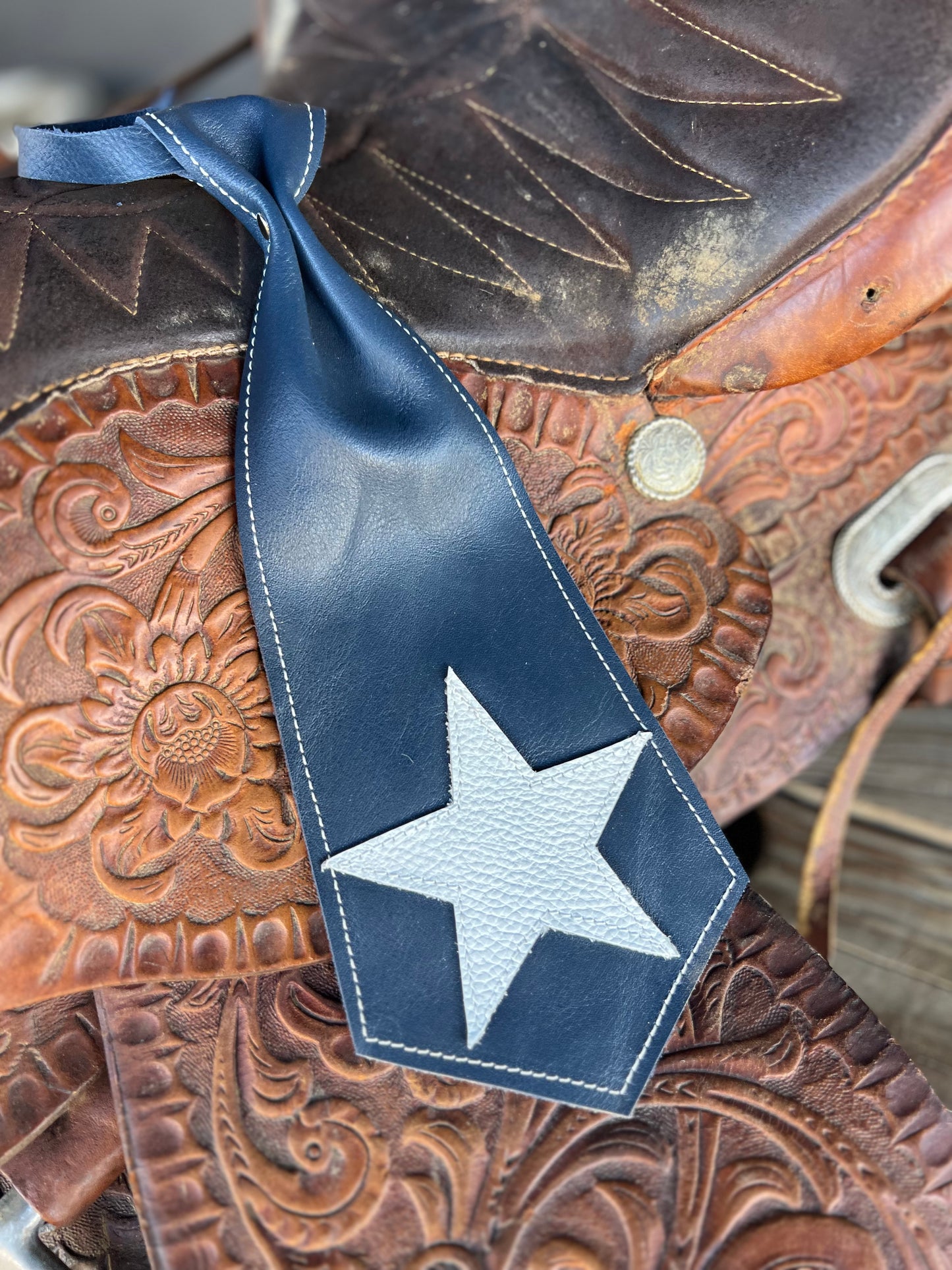 Dirty Mojave Heirloom Navy Wide Star Leather Necktie