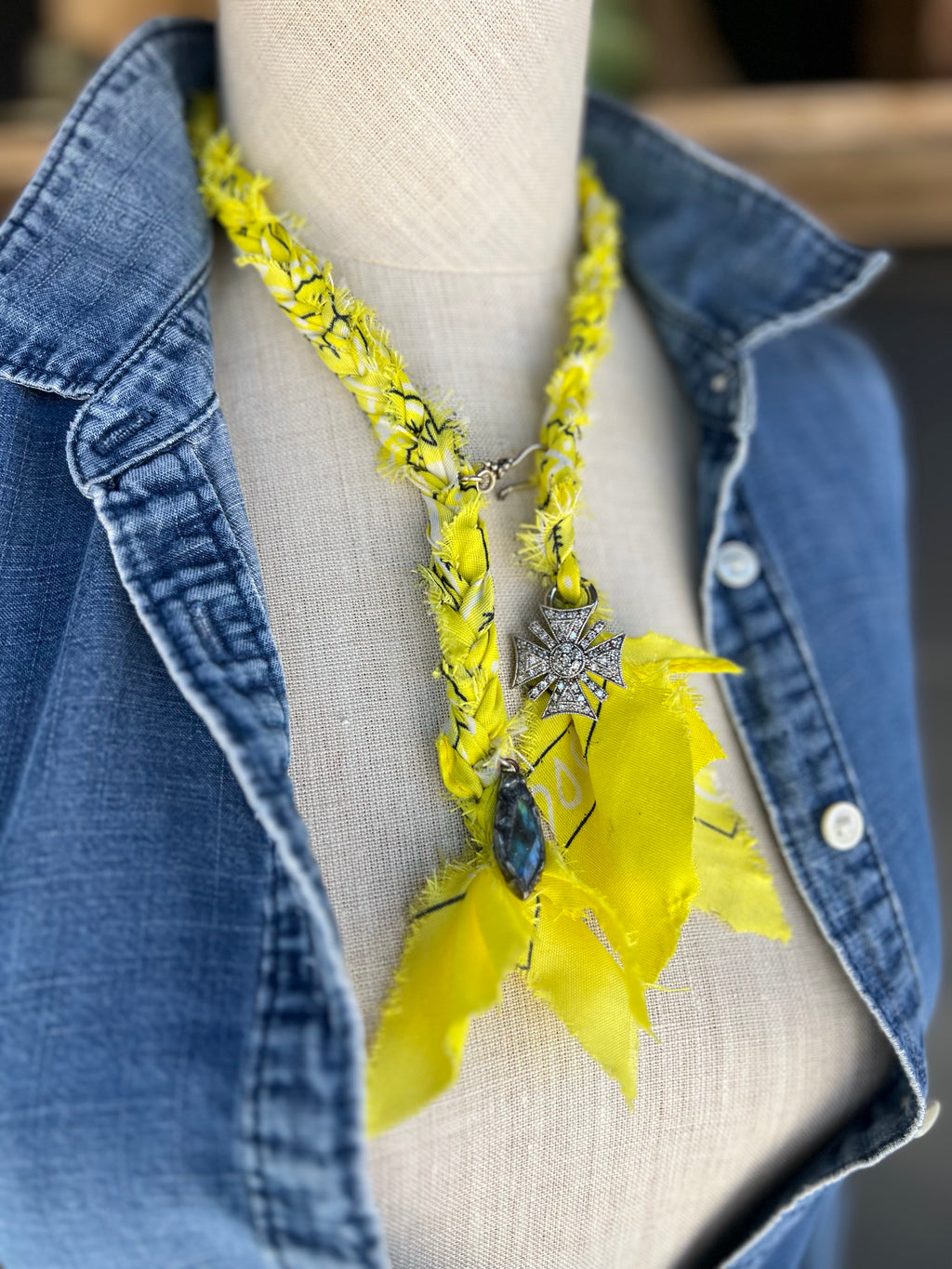 Badlands Braids Bandana Western Necklace