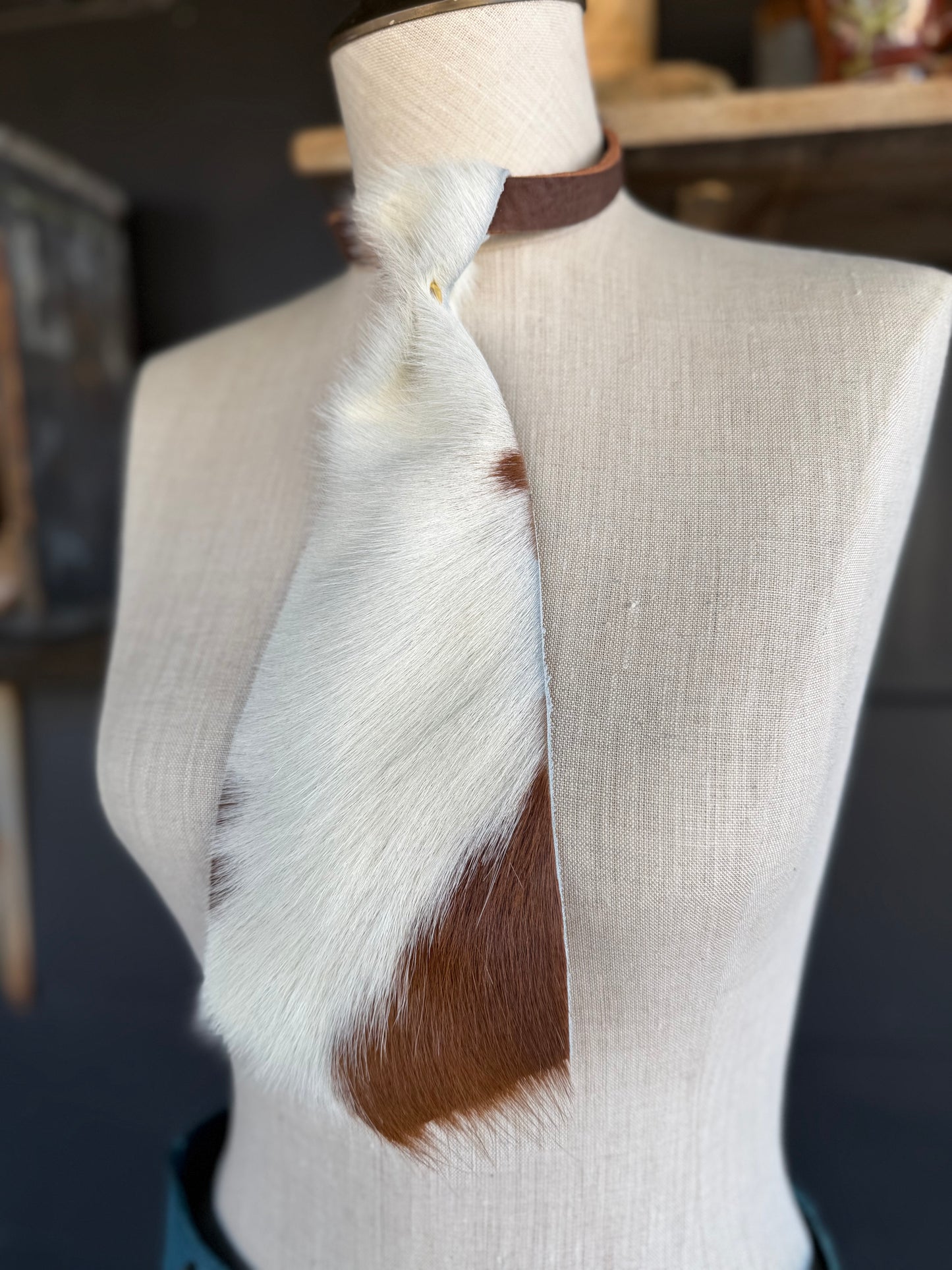 Dirty Mojave Cowhide Heirloom Wide Leather Necktie