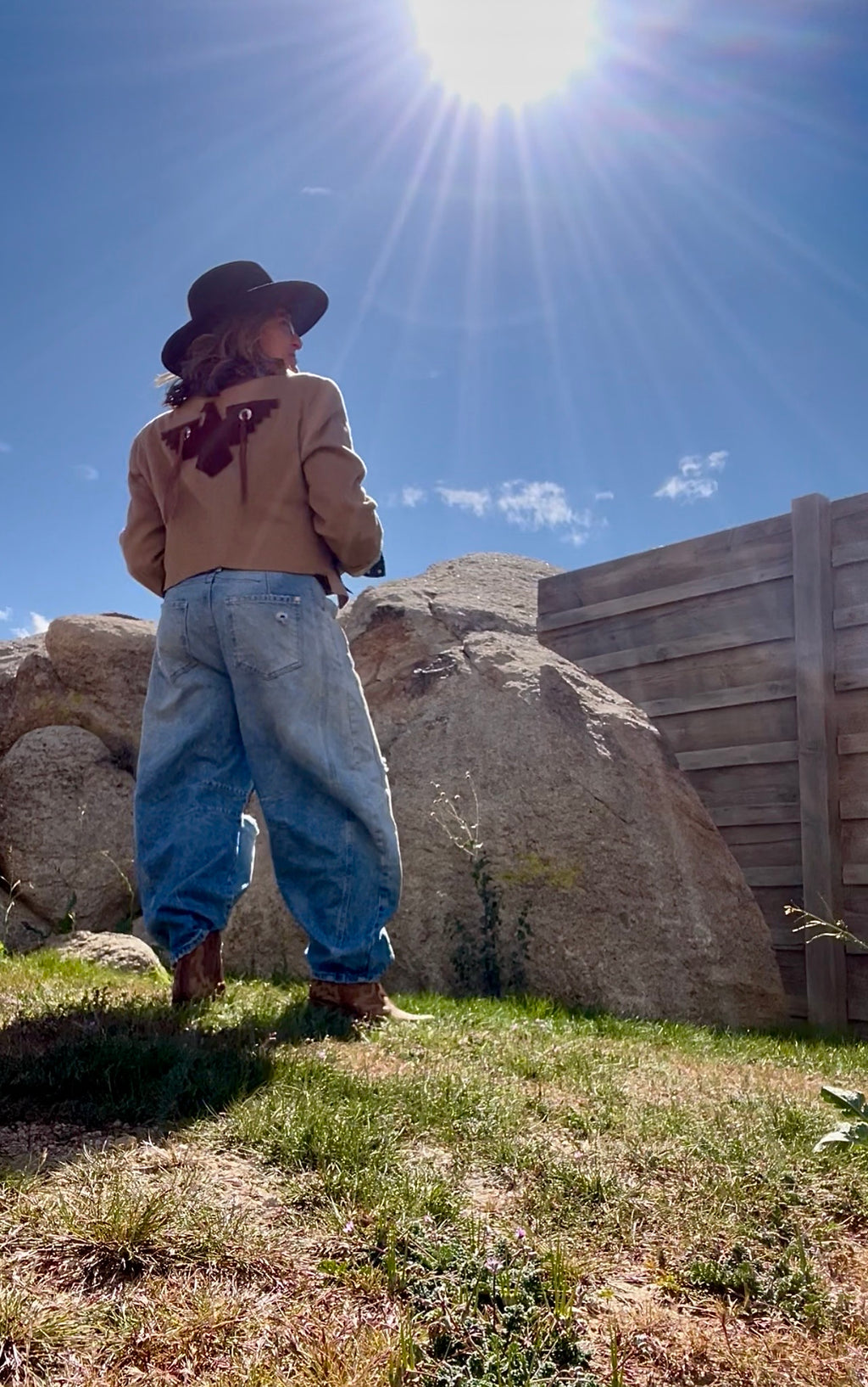Dirty Mojave Crop Desert Blazer Thunderbird Lighting